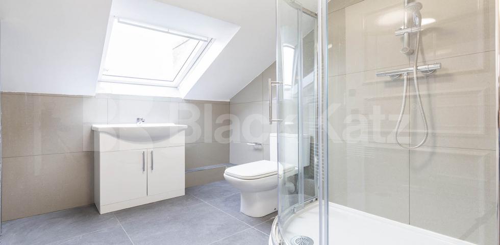 Newly refurbished one bed within a large victorian house in Maida Vale.  Sutherland Avenue, Maida Vale